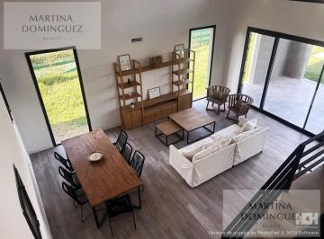 Casa · 227m² · 6 Ambientes · 6 Cocheras · Casa en Venta - 5 Ambientes - Al Agua – Pileta – Diseño Moderno - Barrio San Matias - Escobar