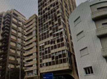 Foto · Vendo Departamento de 3 Dorm. con Cochera en Nueva Cordoba. Frente a Plaza España