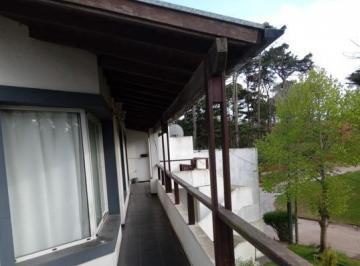 Departamento · 200m² · 6 Ambientes · Departamento y Local en Venta - 3 Dorm. 3 Baños 2 Locales - 220 m² - Villa Gesell