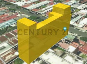 Terreno · 218m² · 5 Ambientes · 3 Cocheras · Lote en Venta en Mataderos con 3 Casas
