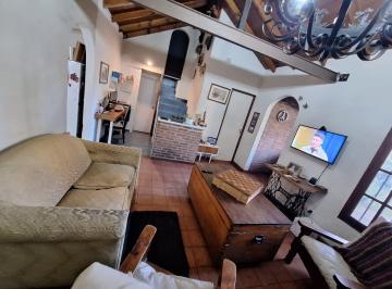 Casa · 122m² · 4 Ambientes · 2 Cocheras · Venta Casa 4 Ambientes Quincho Mas Departamento 2 Amnbientes Ostende