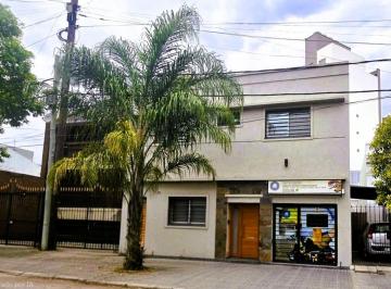 Casa de 4 ambientes, Lanús · Venta Casa 4 Amb de Categoría – Súper Ubicación (Ph)