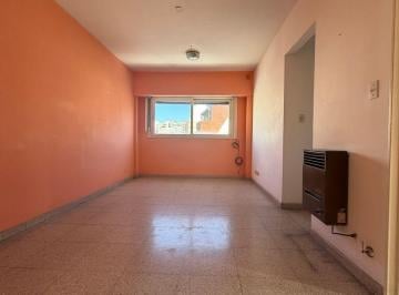 Departamento de 2 ambientes, Avellaneda · Semi Piso de 2 Amb en Venta Avellaneda Centro Excelente Ubicación