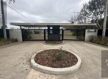 Terreno · 53m² · Terreno en Las Alondras Calle 407 Entre 19 y 21