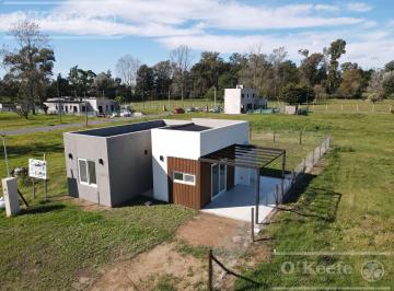 Casa · 330m² · 2 Ambientes · 1 Cochera · Casa en Venta en El Pato, Berazategui. Barrio La Vikkina Amplia Financiación