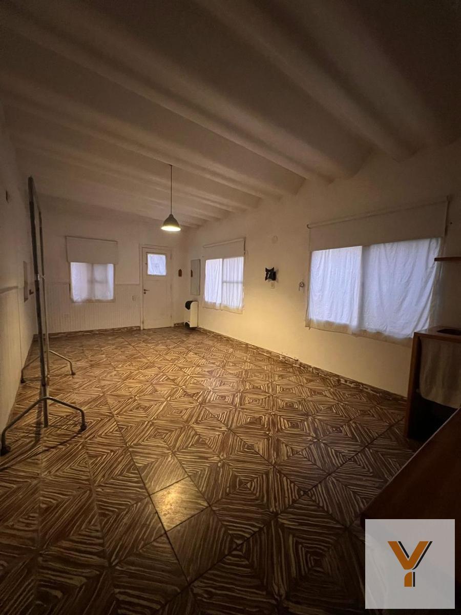 Departamento de un dormitorio en venta sobre calle Vieytes y San Luis