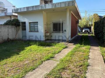 Casa · 176m² · 3 Ambientes · 5 Cocheras · Venta Galpón 100 m² + Casa Villa Ariza Ituzaingo
