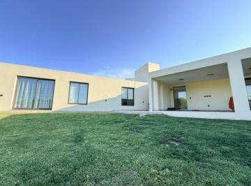Casa de 5 ambientes, Córdoba · Casa 3 Dorm. Tejas 4 en Venta