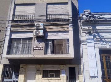 Oficina comercial de 1 ambiente, Ciudad de Santa Fe · Alquiler Oficina Corrientes 2861 Planta Alta: Ingreso por Escalera.
