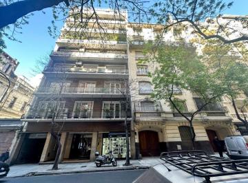 Departamento · 74m² · 3 Ambientes · 1 Cochera · Recoleta - Consultorio U Oficina en Impecable Estado!