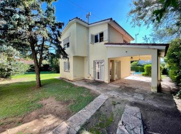 Casa · 106m² · 3 Ambientes · 1 Cochera · Casa Apta Credito Planos - Villa Carlos Paz