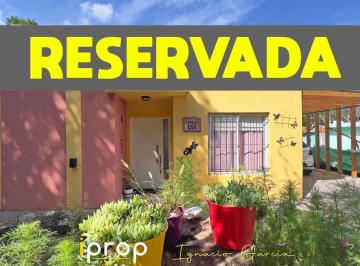 Casa · 60m² · 3 Ambientes · 1 Cochera · Moderna Casa de 2 Dorm., Gas Natural! Excelente Ubicación a 2 Cuadras de Av San Martín!