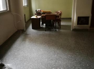 Departamento · 110m² · 4 Ambientes · Venta 4 Ambeintes con Dependencia en Flores