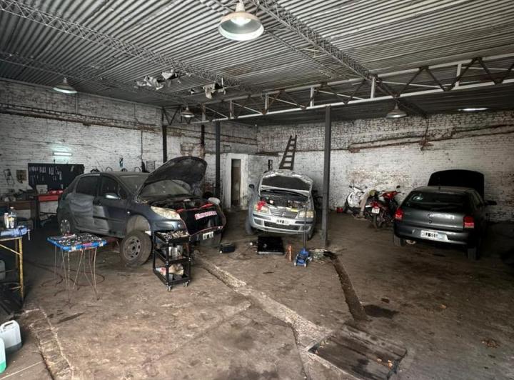 Bodega-Galpón · 205m²