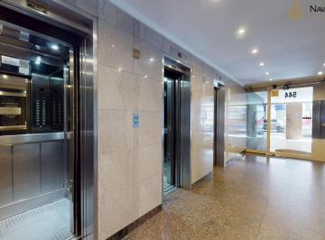 Oficina comercial · 106m² · 3 Ambientes · 2 Cocheras · Oficina Amplia con Doble Cochera a Pasos del Obelisco