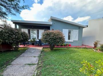 Casa de 4 ambientes, Villa Allende · Se Vende Hermosa Casa en Villa Allende