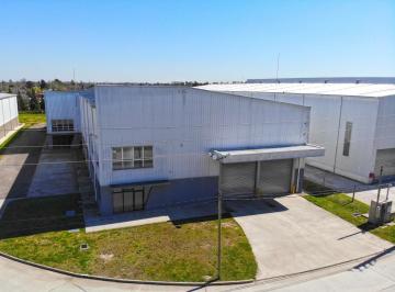 Bodega-Galpón · 2100m² · Galpon en Alquiler Parque Industrial Buen Ayre