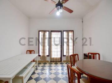 PH · 79m² · 4 Ambientes · PH 3 Dorm. en Venta La Plata