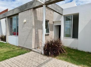 Casa · 140m² · 4 Ambientes · 1 Cochera · Oportunidad Venta Casa 3 Dorm. a Estrenar - Rincones Manantiales