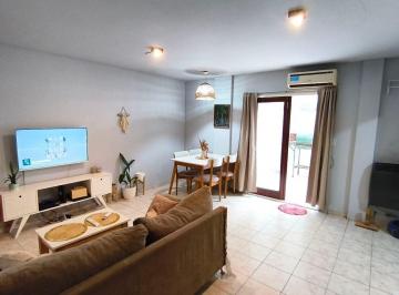 Departamento · 63m² · 2 Ambientes · 1 Cochera · Departamento en Venta en 8 E/ 33 y 34