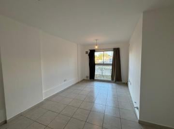 Departamento · 40m² · 2 Ambientes · Departamento 1 Dorm. en Av Pueyrredón - Venta
