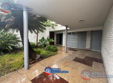 Casa · 170m² · 5 Ambientes · 1 Cochera · Excelente Casa