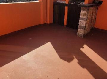 PH de 2 ambientes, Coghlan · Muy Buen PH de 2 Amb con Terraza con Quincho