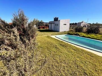 Terreno , Bahía Blanca · Lote con Pileta en Venta en Estomba Al 4000