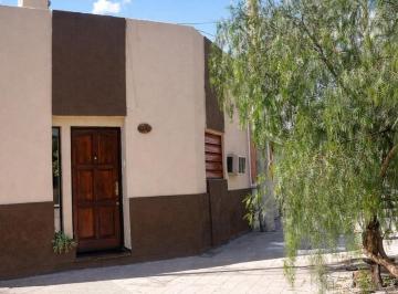 Casa · 100m² · 4 Ambientes · 1 Cochera · Casa 2 Dorm. Alta Córdoba
