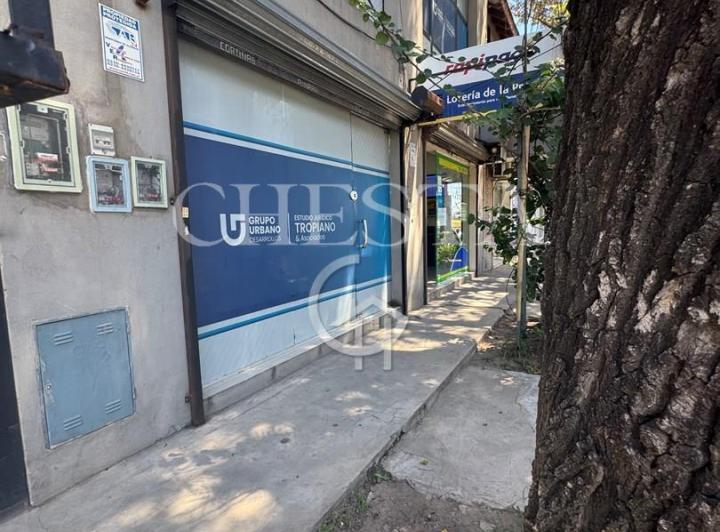 Oficina comercial · 137m²