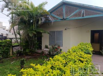 Casa · 296m² · 5 Ambientes · Casa en Venta en Barrio Terrazas