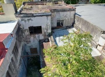 Bodega-Galpón · 205m² · Venta Terreno Para Desarrollo Opcion Deposito o Galpon en Villa Ortuzar
