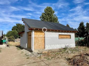 Casa · 50m² · 2 Ambientes · 1 Cochera · Casa Chalet en Venta en Dina Huapi, Pilcaniyeu, Rio Negro