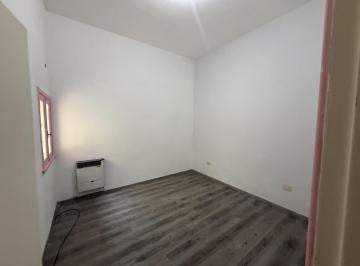 PH · 65m² · 3 Ambientes · PH en Alquiler de 3 Ambientes con Patio y Terraza Sin Expensas - Wilde