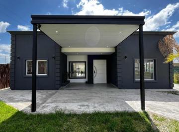 Casa · ¡Oportunidad! Casa en Venta Barrio Cerrado San Pablo Pilar
