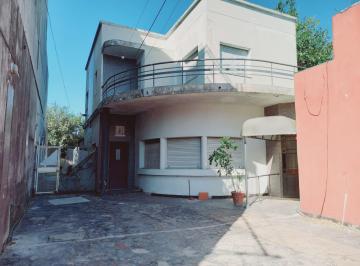 Casa · 282m² · 6 Ambientes · 5 Cocheras · Casa en Alquiler Para Fines Comerciales