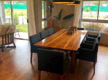 Departamento · 170m² · 6 Ambientes · 2 Cocheras · Depto de Categoría 3 Dor C/ Doble Cochera - Sureño de Manantiales