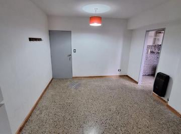 Departamento de 2 ambientes, Lanús · Departamento con 1 Dormitorio, Excelente Ubicación.