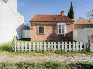 Casa · 137m² · 4 Ambientes · 3 Cocheras · Casa Venta en Ramos Mejia Sur