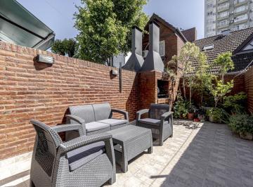 PH · 90m² · 5 Ambientes · 1 Cochera · PH Al Frente, en Duplex,5 Ambientes, Cochera Cubierta, Patio, Impecable Estado