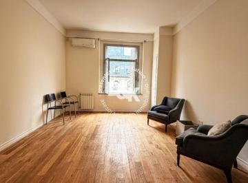 Departamento de 3 ambientes, San Nicolás · Departamento de 3 Ambientes Más Dependencia en Venta de Sobre Av Corrientes