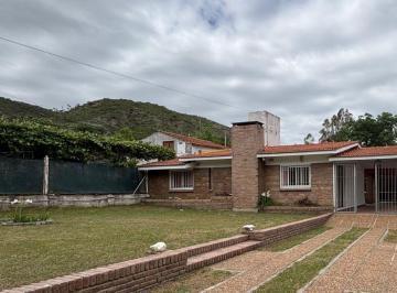 Foto · Venta de Casa 4 Dorm. en Villa Carlos Paz - Apta Credito