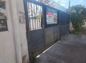 INA-INA-109_2 · Local Comercial con 2 Casas en Venta, Maipú