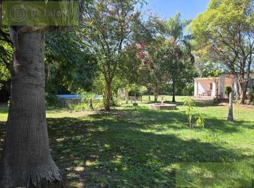 Casa · 120m² · 5 Ambientes · 3 Cocheras · Venta - Casa 5 Amb en Benavídez con Lote de 2.500 m² y Pileta