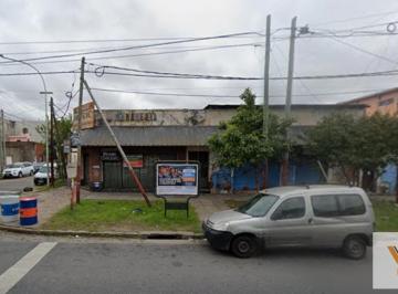 Edificio · 330m² · 6 Ambientes · Edificio Comercial en Venta - Almacen - Lanús