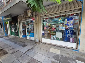 Local comercial · 60m² · Local en Alquiler - Paunero y General Las Heras - Palermo