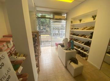 Local comercial · 80m² · Forest Al 1100 - Local de 80 m² Totales en P. Baja y Sotano