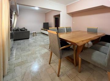 Casa · 114m² · 5 Ambientes · Casa en Luis Agote