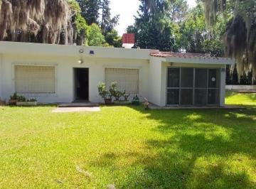 Casa · 90m² · 3 Ambientes · 1 Cochera · Venta Casa en Pueblo Esther con Ampio Parque
