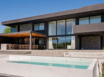 Casa de 1 ambiente, Mendiolaza · Estancia El Terrón: Fondo Golf, Vista a Las Sierras y Lujo Total